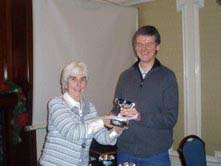 Councillor Maureen O' Sullivan presenting Andrew Rodger, winner of the challengers section, Leinster Championships